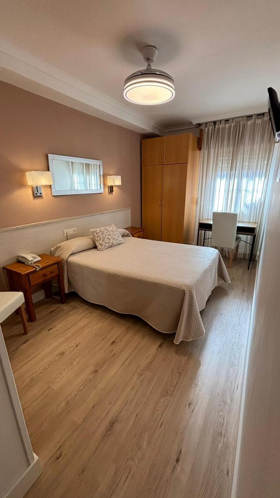 Hostal Atienzar Албасете Екстериор снимка