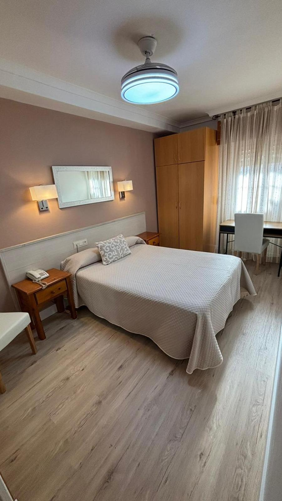 Hostal Atienzar Албасете Екстериор снимка