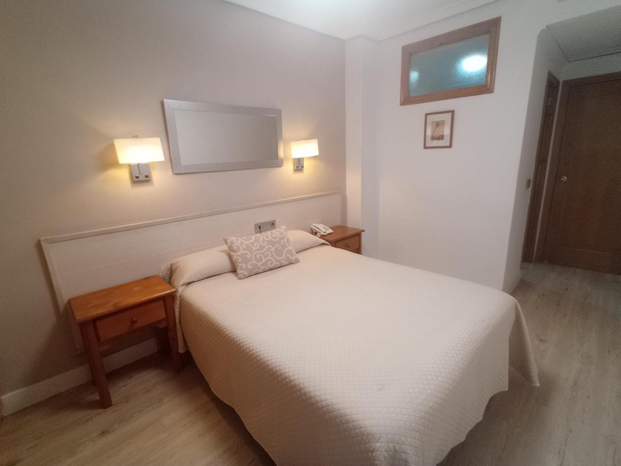 Hostal Atienzar Албасете Екстериор снимка