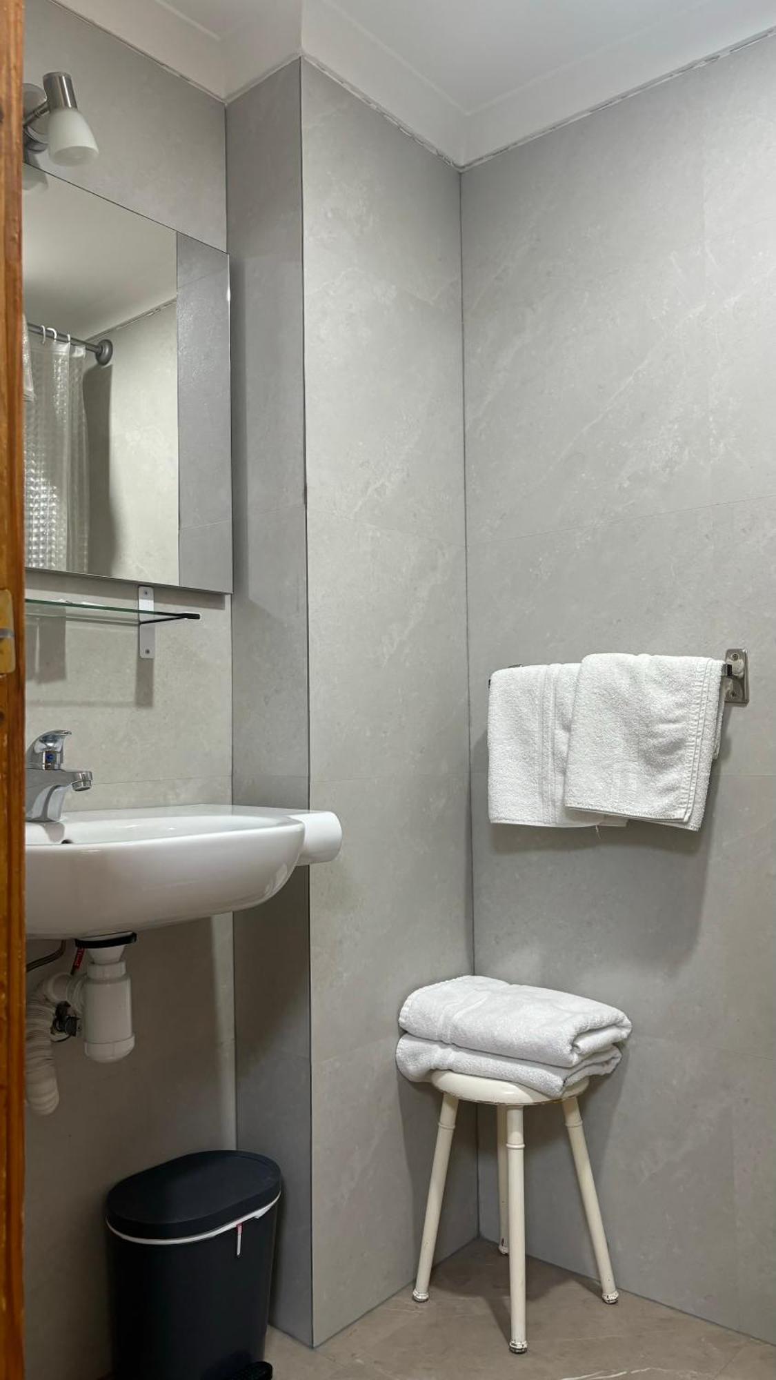 Hostal Atienzar Албасете Екстериор снимка