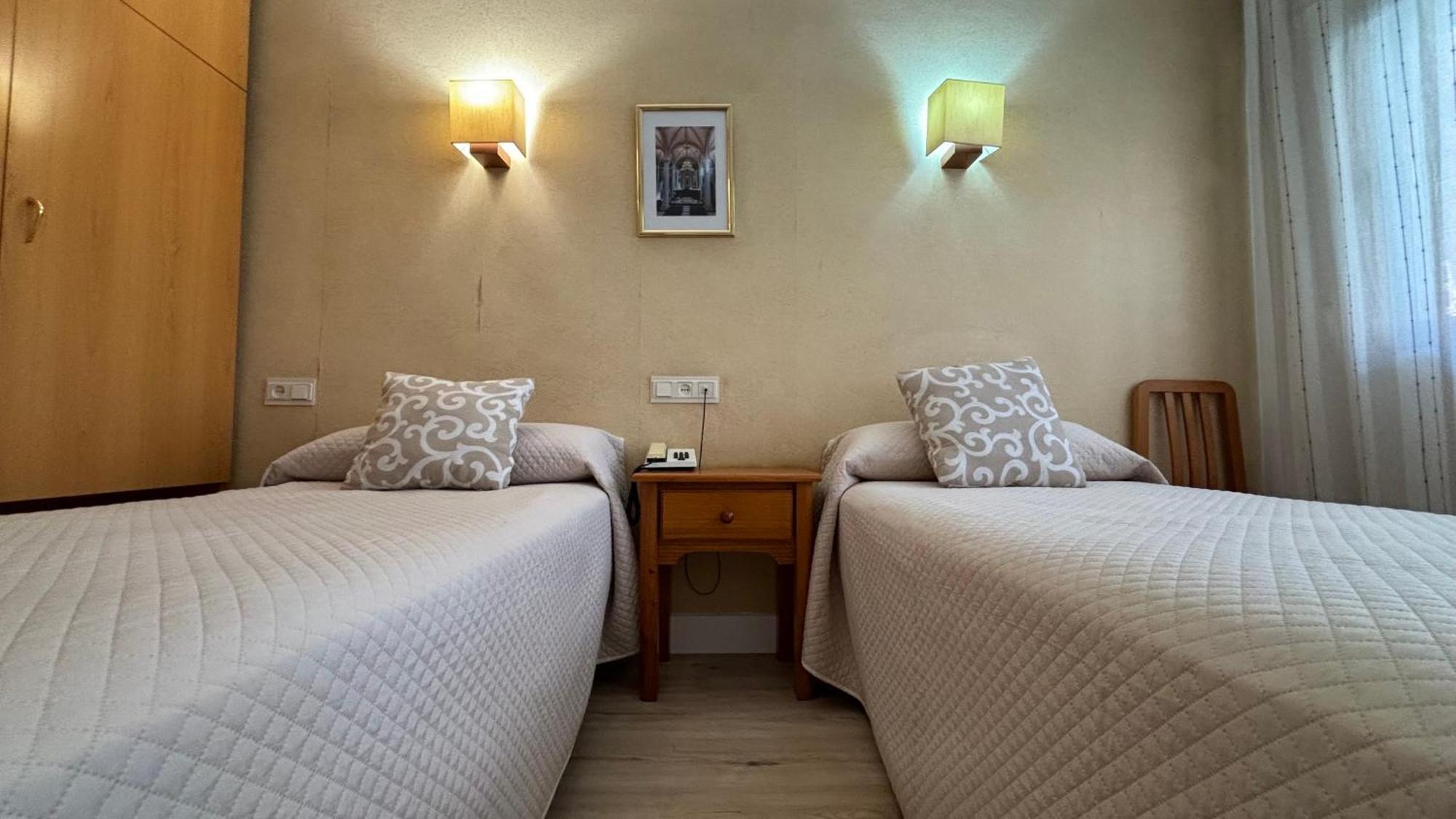 Hostal Atienzar Албасете Екстериор снимка
