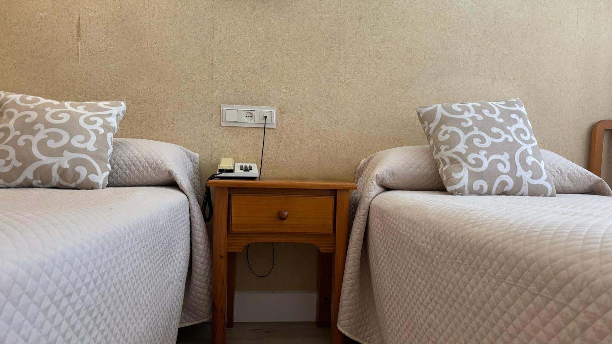 Hostal Atienzar Албасете Екстериор снимка