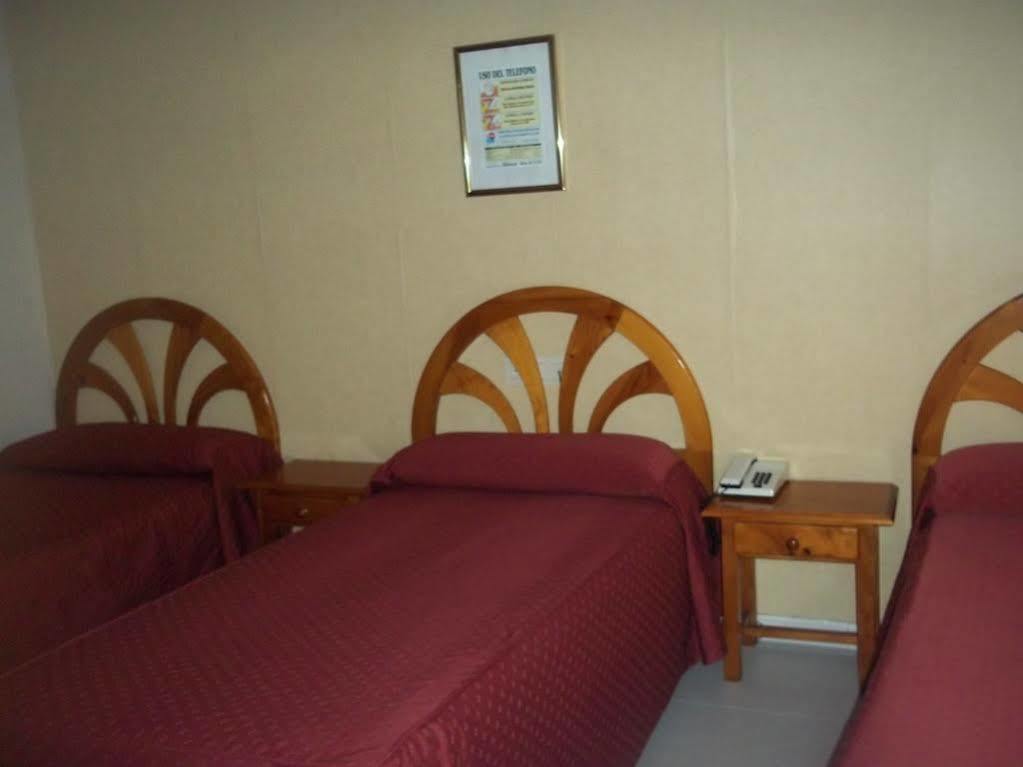 Hostal Atienzar Албасете Екстериор снимка