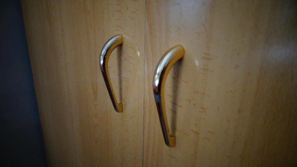 Hostal Atienzar Албасете Екстериор снимка